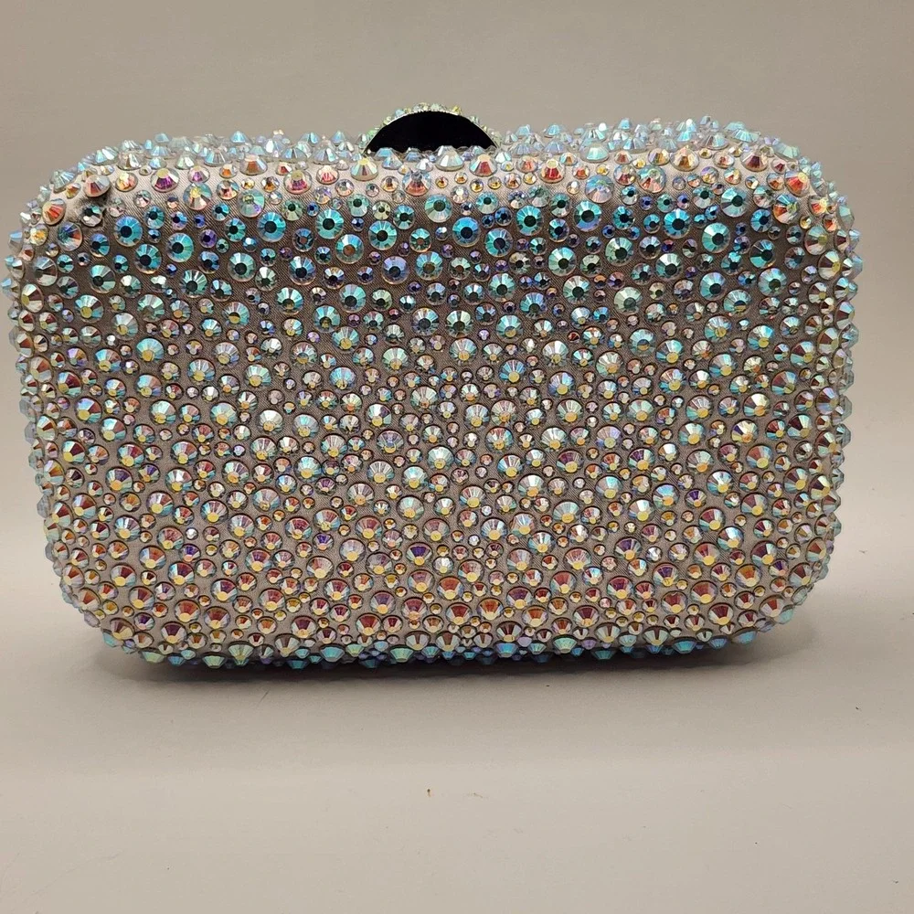 New Olga Berg Casey Iridescent Crystal Hardcase Clutch Shimmering Fancy Purse B